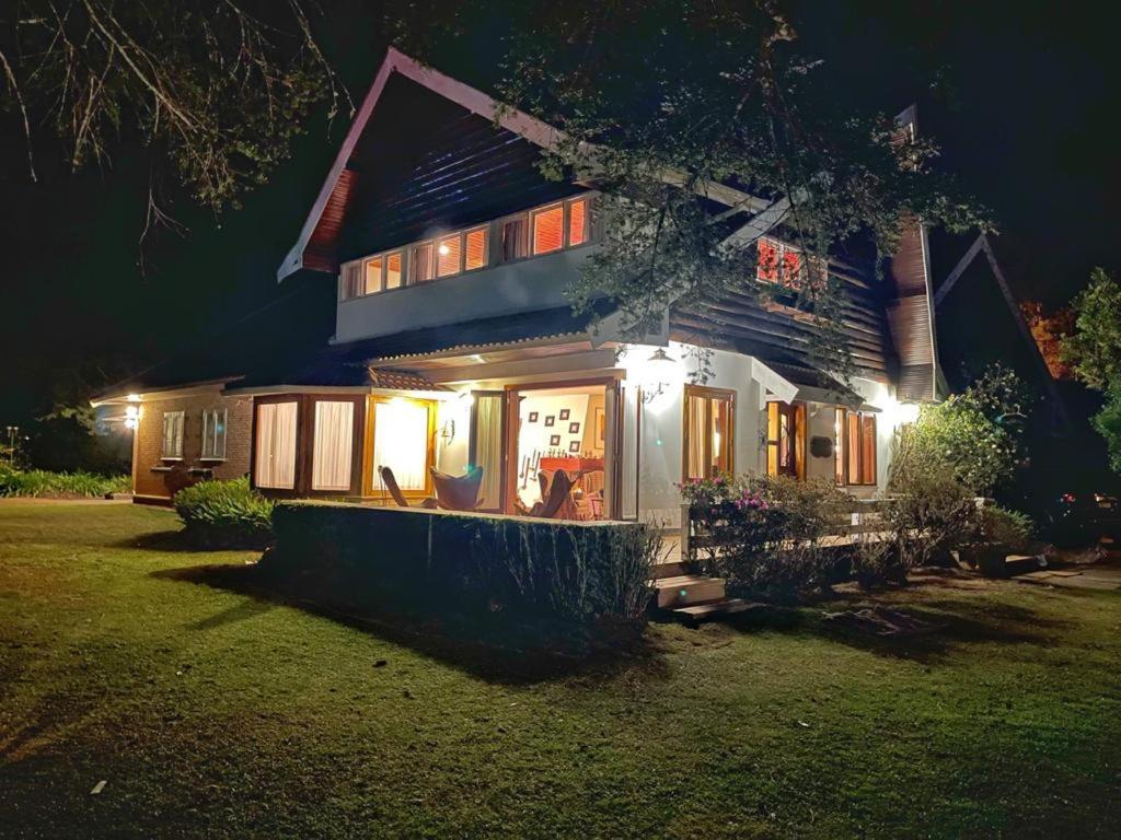 Cajueiro House Villa Campos do Jordão Exterior foto